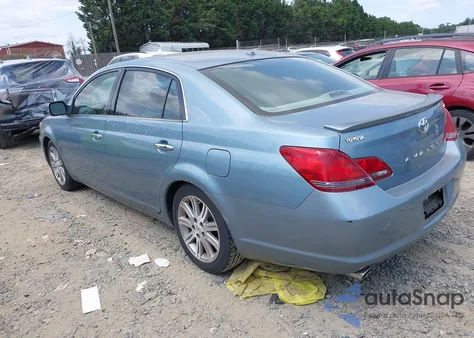 2009 Toyota Avalon Limited z USA, uszkodzony, nr VIN 4T1BK36B29U325618
